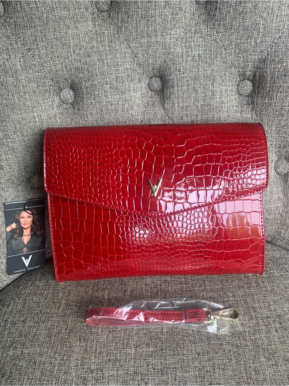 NWT! V by Vanessa Williams Red Croc-Embossed Eden Convertible envelope Clutch